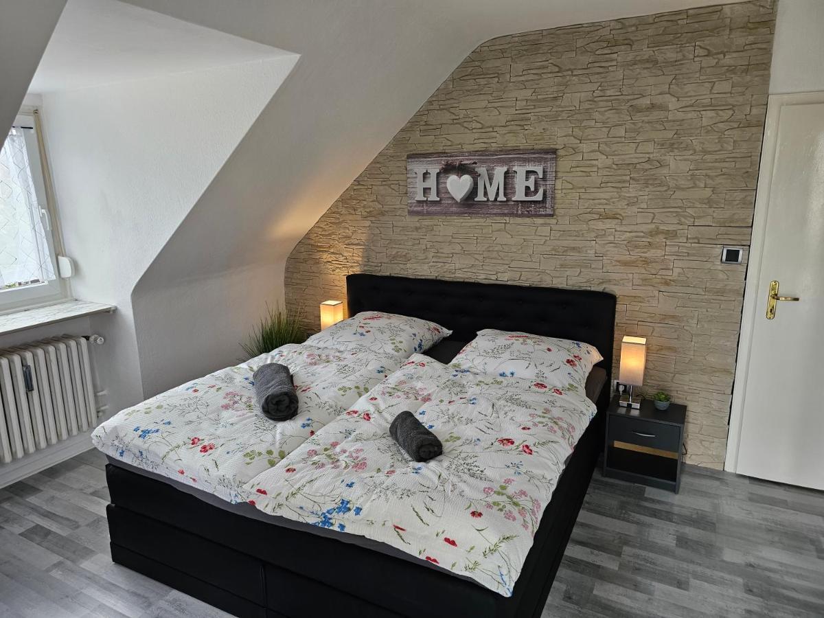 Exklusives Und Helles Dachgeschoss-Apartment No 3 Im Zentrum Von Kassel, Schnelles 1Gbit Internet, Geschirrspueler, Boxspringbetten Extérieur photo