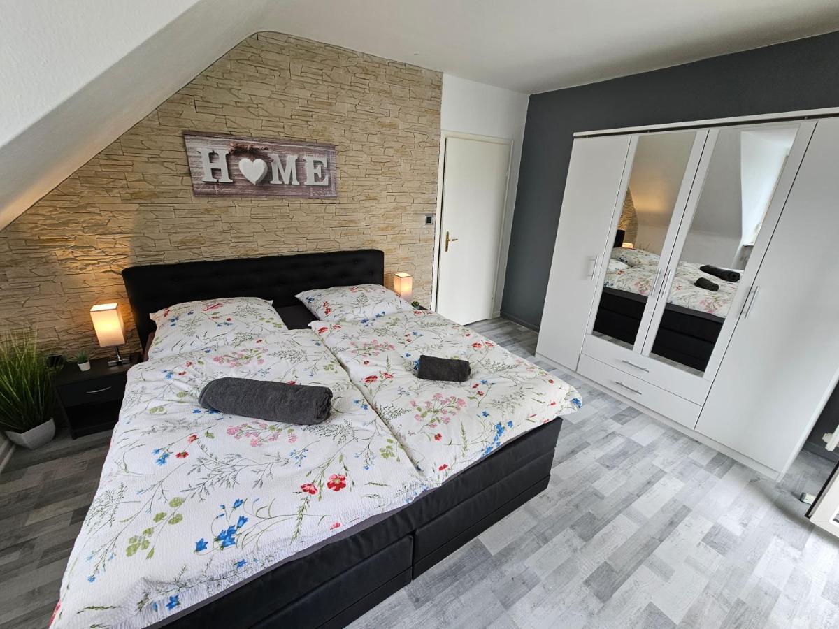 Exklusives Und Helles Dachgeschoss-Apartment No 3 Im Zentrum Von Kassel, Schnelles 1Gbit Internet, Geschirrspueler, Boxspringbetten Extérieur photo
